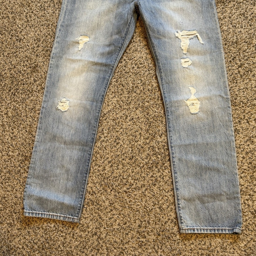 Levi's Womens 501 Original Fit Jeans 31x30 High Rise Ripped Non Stretch Straight - Picture 3 of 6